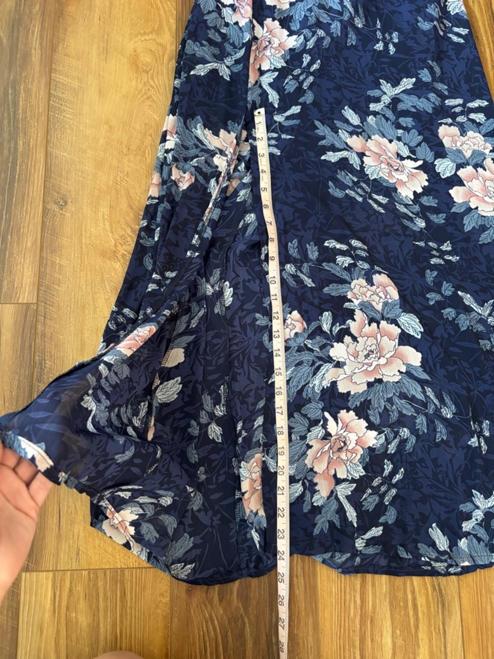 5/$25🌼 Navy Floral Halter Maxi Dress with Slit perfect for summer wedding - Picture 10 of 13
